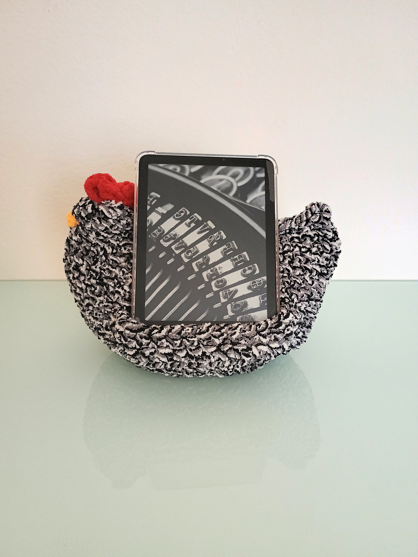 *Pre Order* Kindle Pouf - Chicken