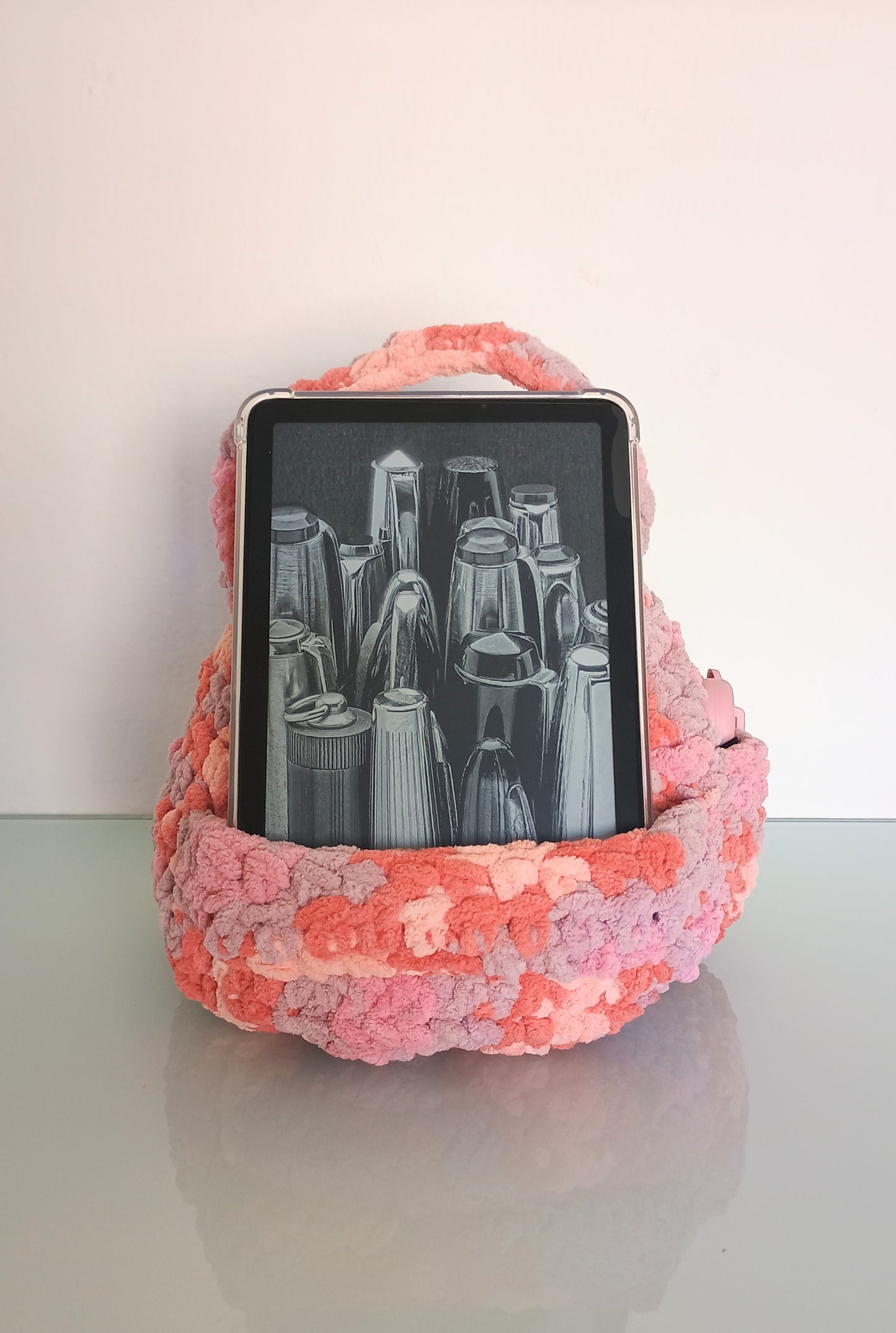 *RTS* Kindle Pouf
