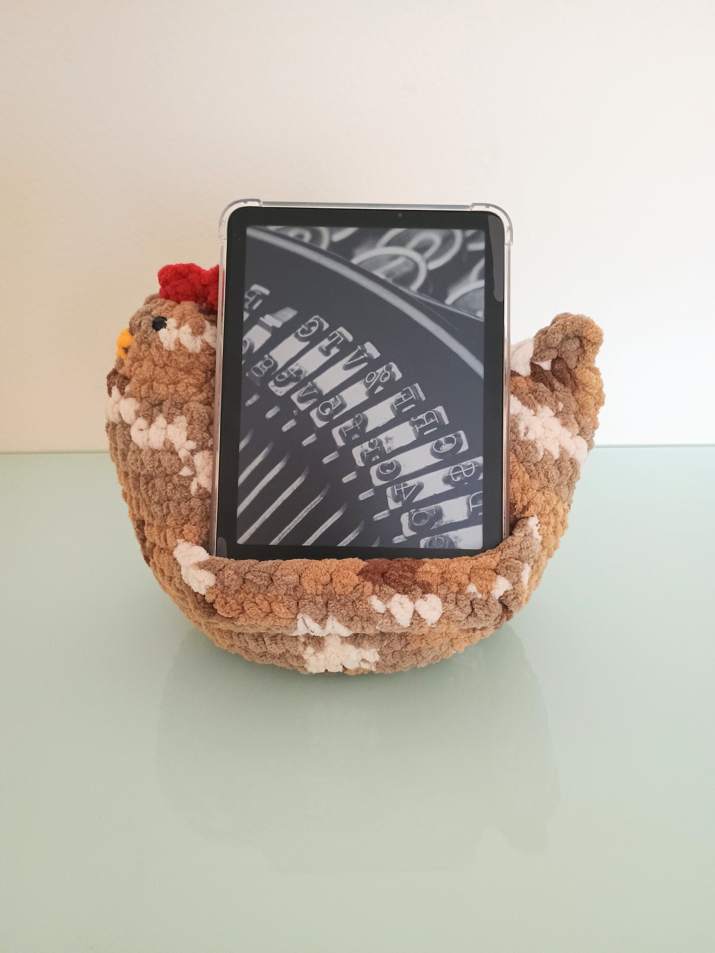 *NEW* Kindle Pouf - Chicken