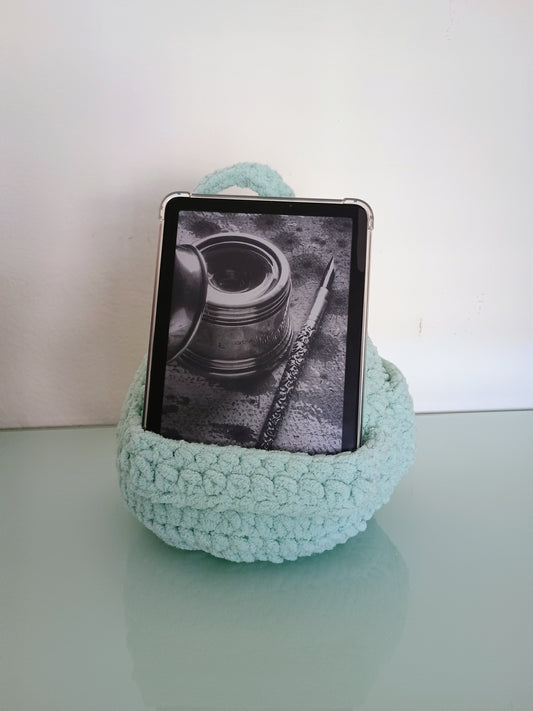 *RTS* Kindle Pouf
